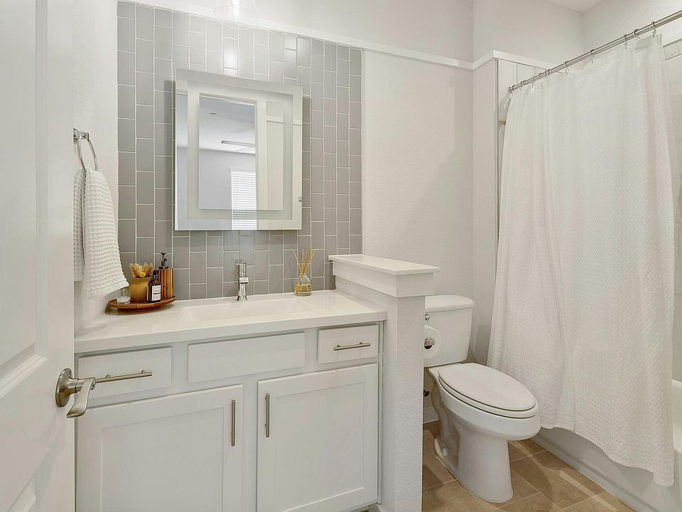 1st image of 12001 Vista Parke Dr #401