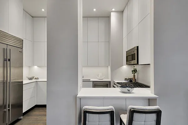 Sold by Fionn Campbell | media 4