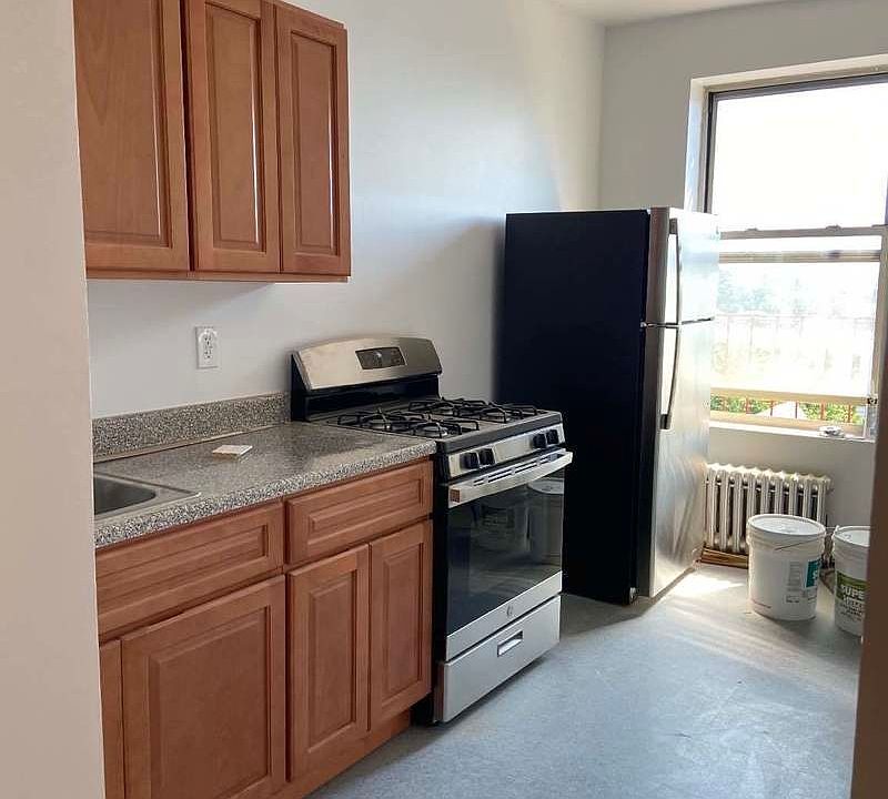 1st image of 2765 Ocean Ave APT 5J