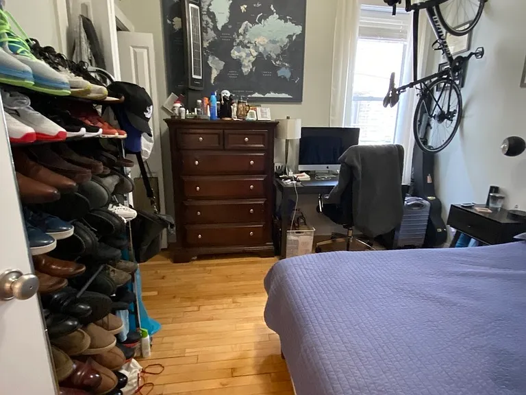 2778 N Kenmore Ave #3 — Photo 4