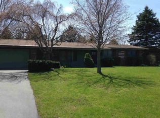 12153 S Custer Rd, Dundee, MI 48131