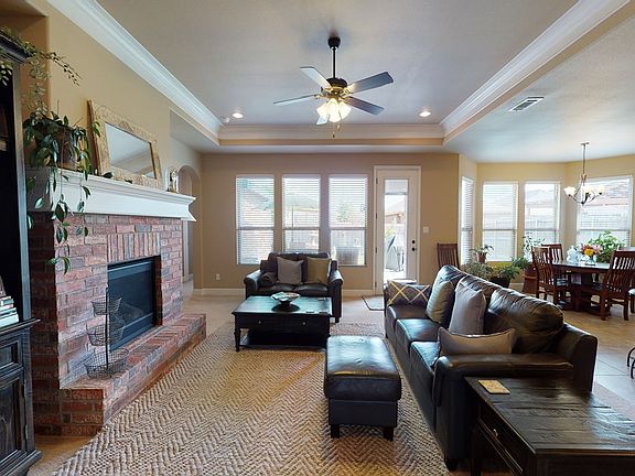 4th image of 1220 Lumina Ct