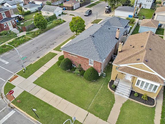3rd image of 6751 S Lawndale Ave