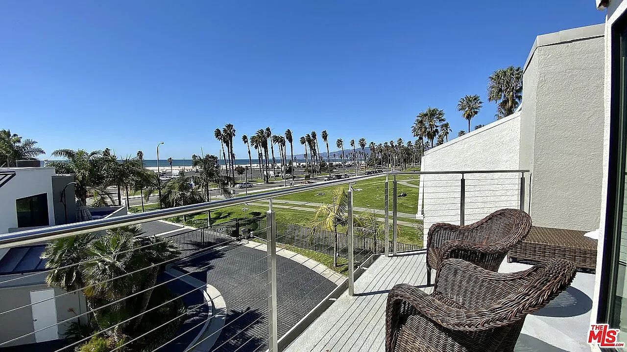 2 bed, 1855 sqft, $14,500 — Photo 1