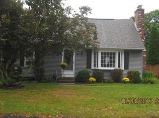 96 McKinley Ave, Ludlow, MA 01056