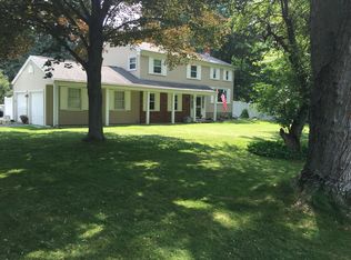 955 Shoemaker Rd, Webster, NY 14580