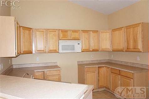 3rd image of 1112 Chauncey Ave