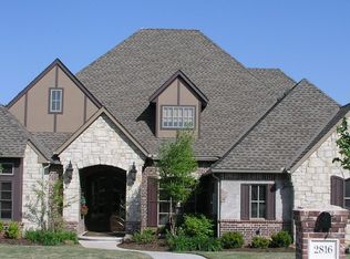 2816 Cumberland Dr, Edmond, OK 73034