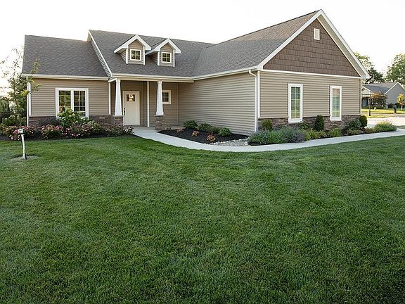 3rd image of 175 Mockingbird Ln