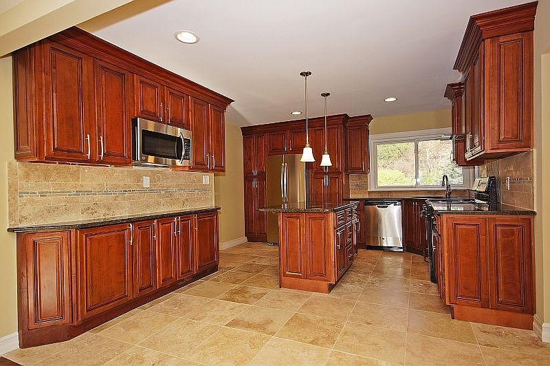 2nd image of 33431 Brittany Dr