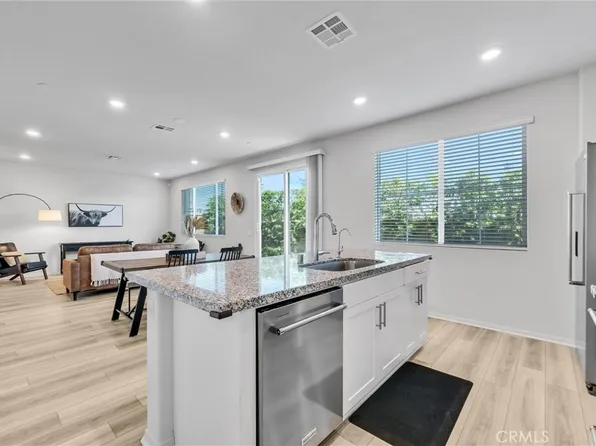 683 E Joseph Privado, Ontario, CA 91761