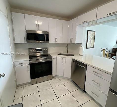 4th image of 5601 Collins Ave APT 1524