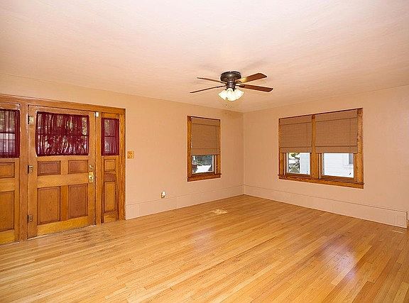 2nd image of 3439 Jewett Ave