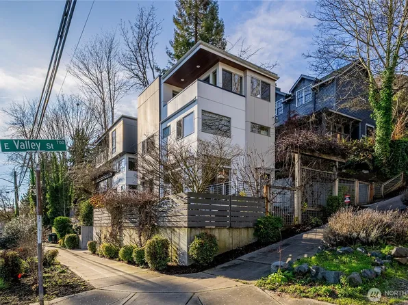 781 26th Avenue E, Seattle, WA 98812