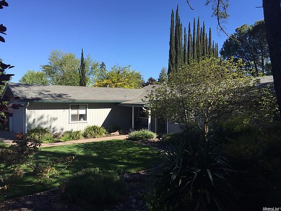 3rd image of 24500 Camelia Way