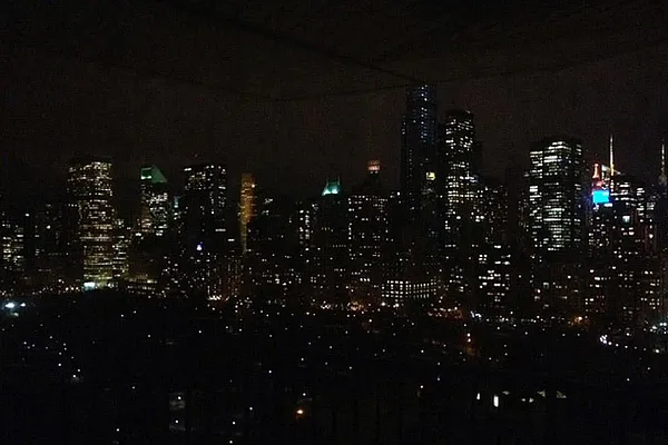 Sold by Corcoran | media 28