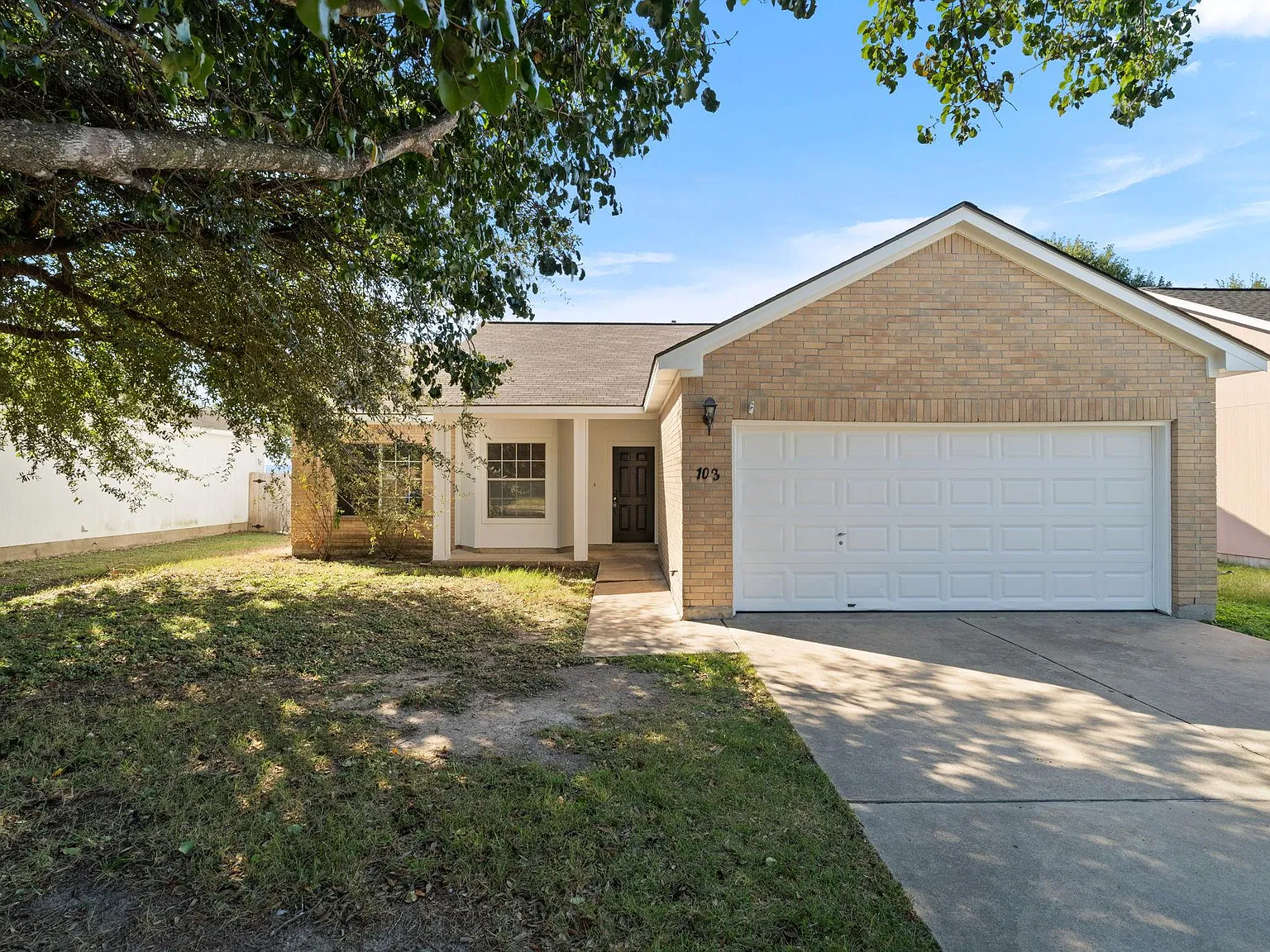 3 bed, 2.0 bath, 1378 sqft, $1,850 — Photo 1