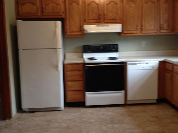 4th image of 604 Anderson St