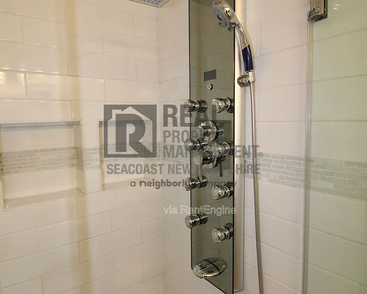 586 Central Ave — Photo 16