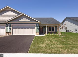 19 Grainfield Ct, Martinsburg, WV 25404
