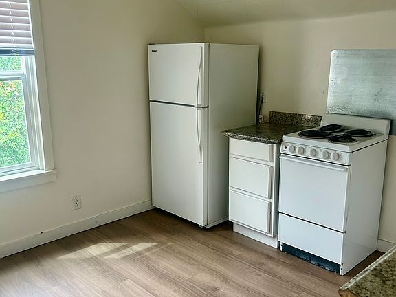 3rd image of 2203 W Mallon Ave #2