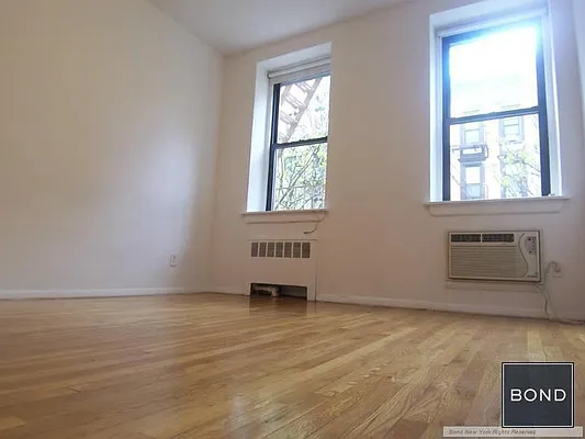 Rented by Bond New York | media 8