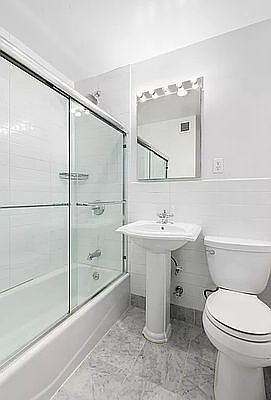 5th image of 150 W 47th St APT 12I