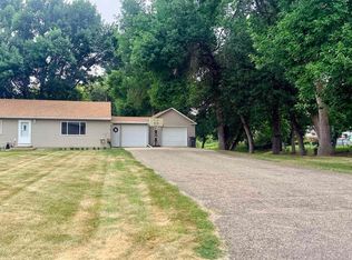 2 Willow St, Burlington, ND 58722