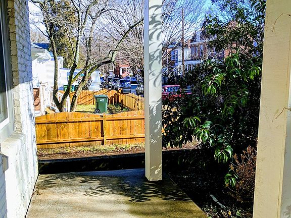 3rd image of 8 N Dooley Ave APT A