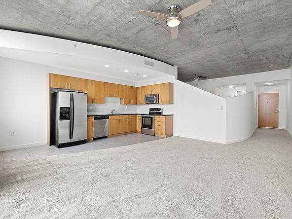 5th image of 300 S Australian Avenue #408