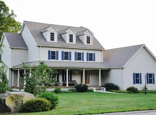 56 Dunleavey Brook Dr, Uxbridge, MA 01569