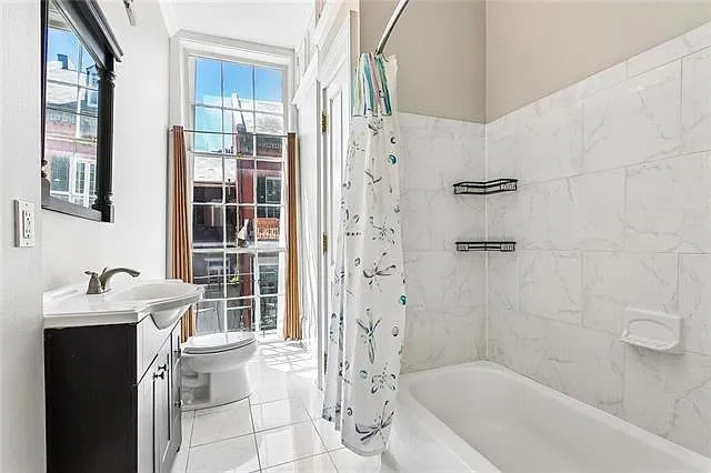 717 Toulouse St #3 — Photo 7