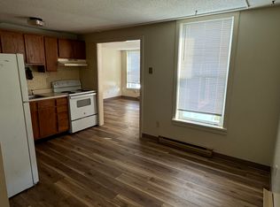 425-435 Pleasant St #6, West Rutland, VT 05777