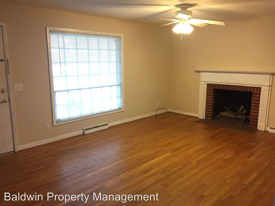 2nd image of 407 S Cliffdale Dr