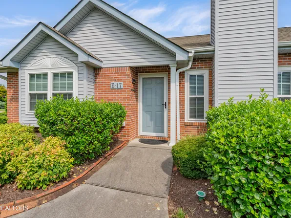 805 Cedar Ln #E17, Knoxville, TN 37912