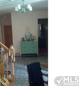 29148 Raleigh Foyer.jpg