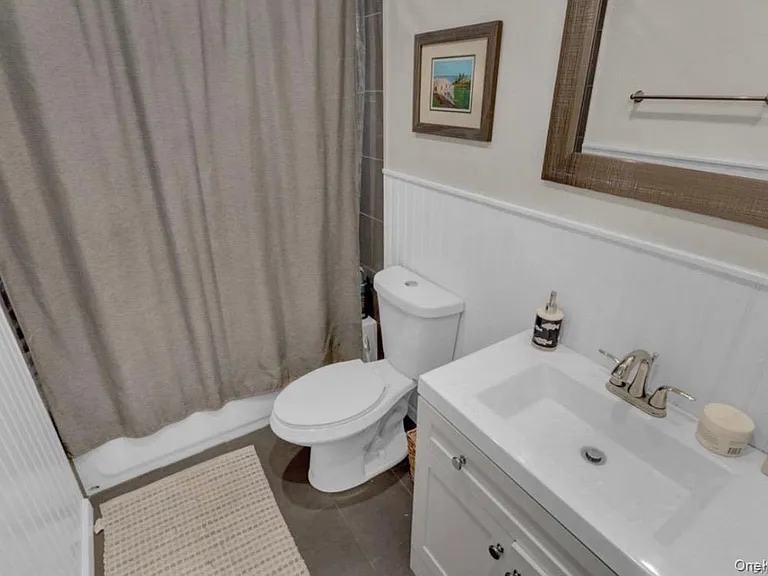 220 E Chester St #2 — Photo 6