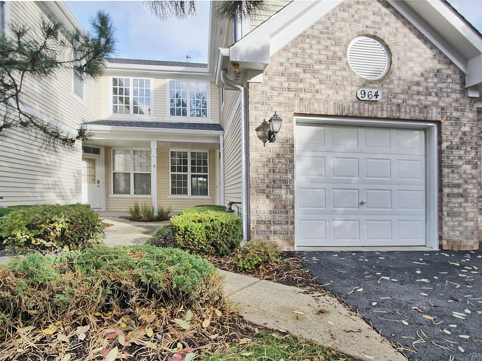 1st image of 964 Sheridan Cir #964