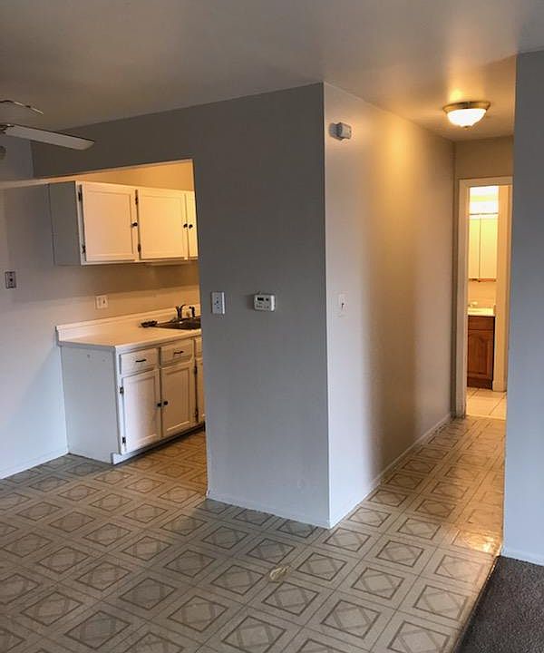 1st image of 2 E Dundee Quarter Dr #102