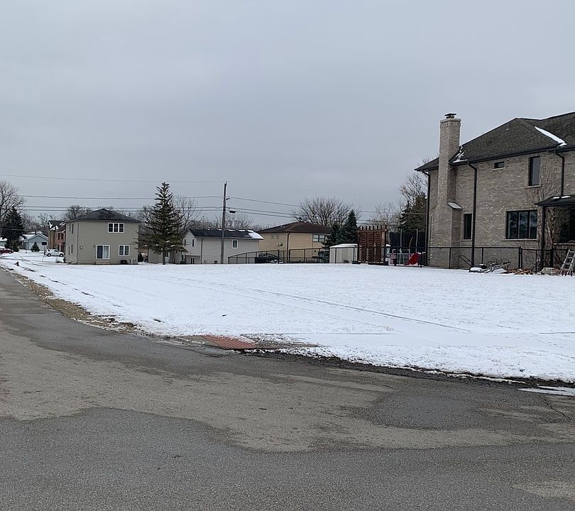 1st image of 1043 N Yale Ave Lot 147
