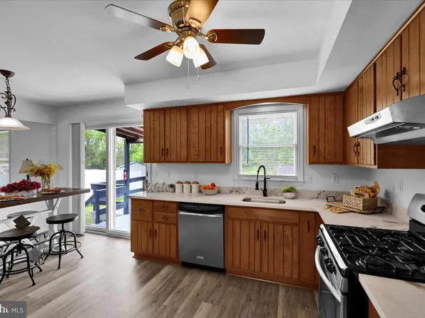 1311 Fredrick Blvd, Reading, PA 19605