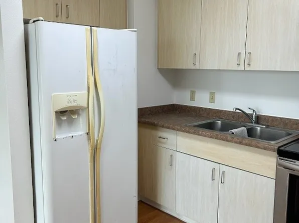 94-302 Paiwa St #P413, Waipahu, HI 96797