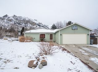 1352 Oak St, Wenatchee, WA 98801