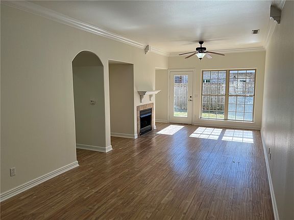 2nd image of 2814 W Valley West Ct