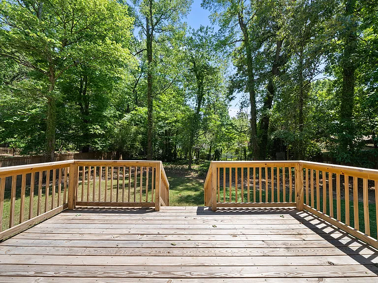 2108 Treverton Pl — Photo 36