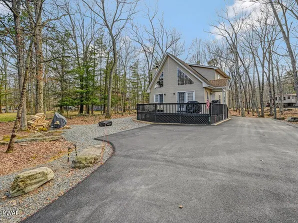 110 Bowsprit Ln., Lackawaxen, PA 18435