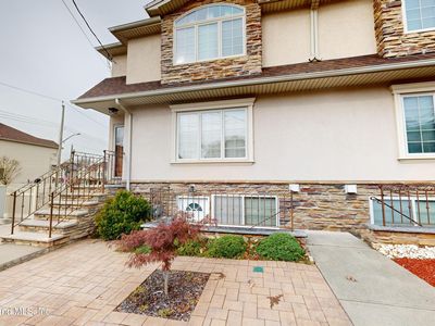 97 Crabtree Ave, Staten Island, NY, 10309