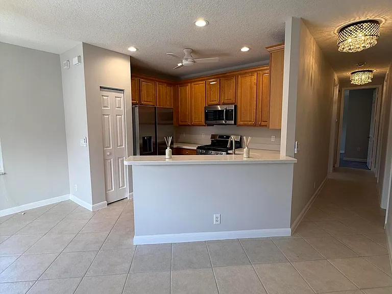 233 Evergrene Pkwy — Photo 10