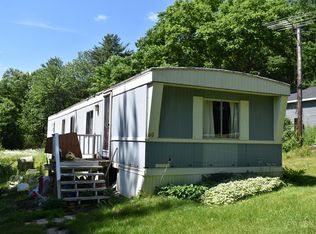 60 Birch St, Winthrop, ME 04364