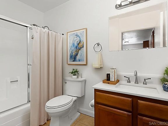 5th image of 830 W Lincoln Ave Unit 289
